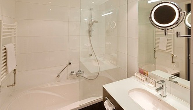 Chambre de luxe avec bain à remous - Hotel Amersfoort A1