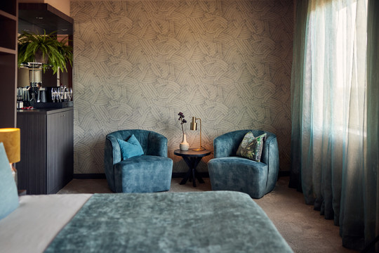 Oriental Emerald Suite