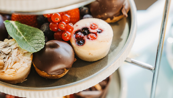Lekkere zoete gerechten bij een High Tea in Amersfoort