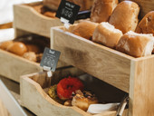 Geniet van vers gebakken broodjes tijdens de brunch in Amersfoort